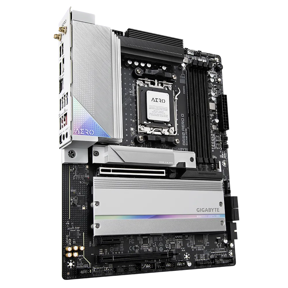 GIGABYTE B650 AERO G — 4/6
